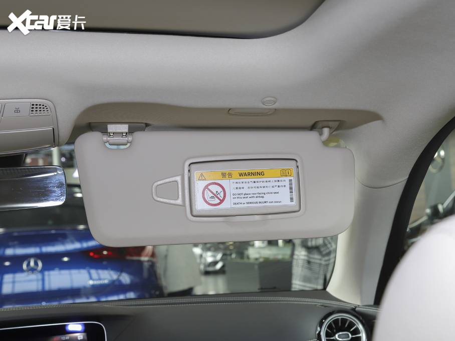 2021��YE���p�T E 260 4MATIC �I��܇