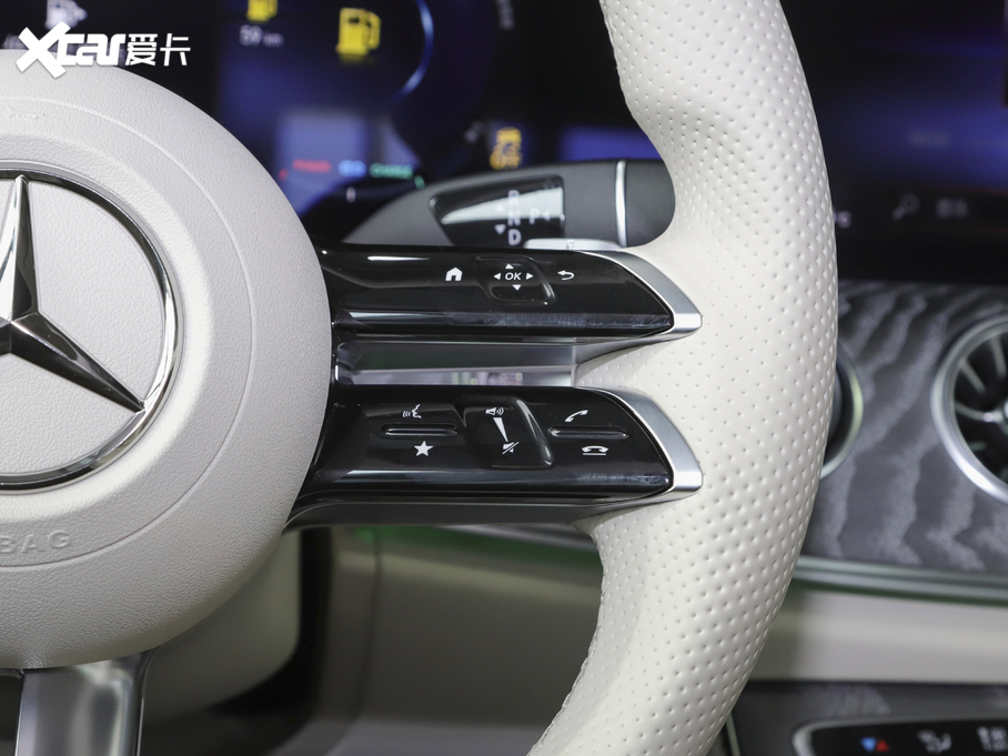 2021��YE���p�T E 260 4MATIC �I��܇