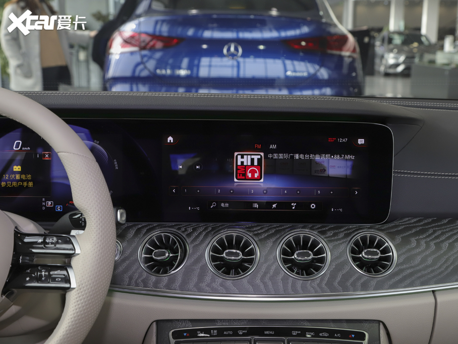 2021��YE���p�T E 260 4MATIC �I��܇