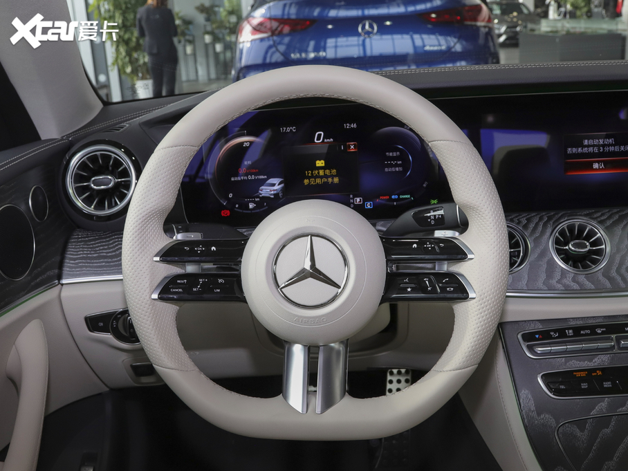 2021��YE���p�T E 260 4MATIC �I��܇