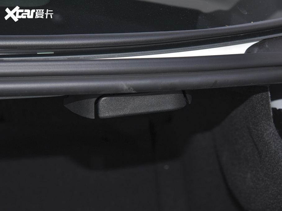 2021��YE���p�T �Ŀ� E 260 �I��܇ 