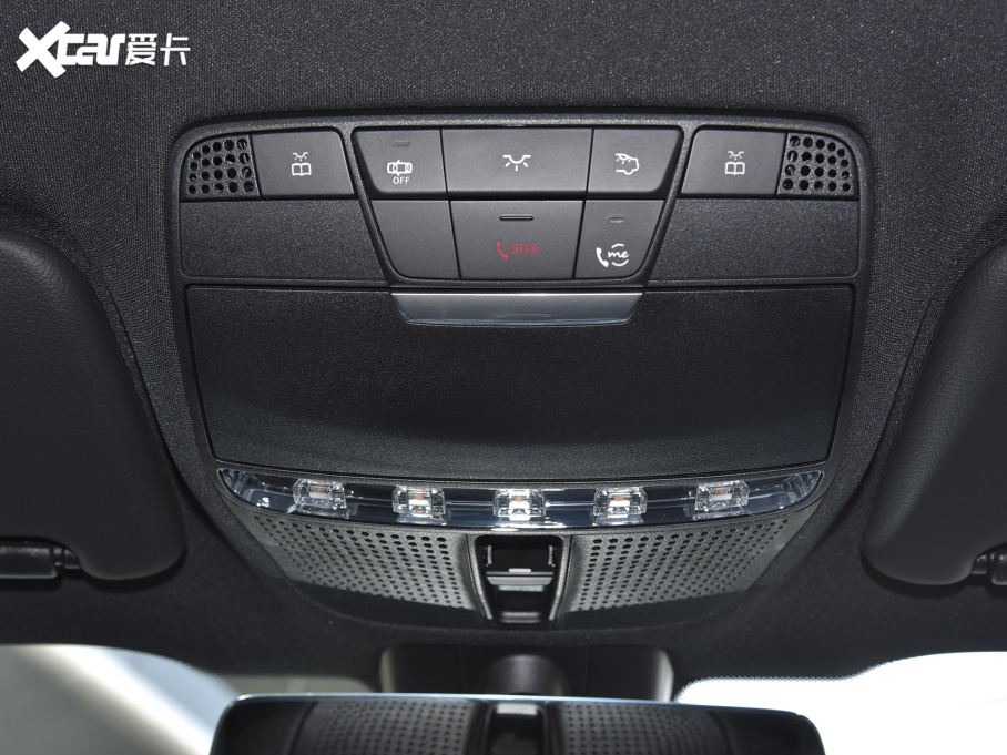 2021��YE���p�T �Ŀ� E 260 �I��܇ 