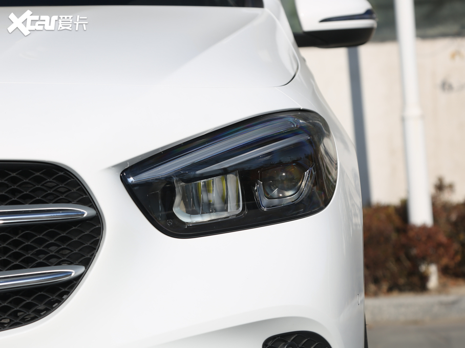 2021YB(j) B 200 (dng)