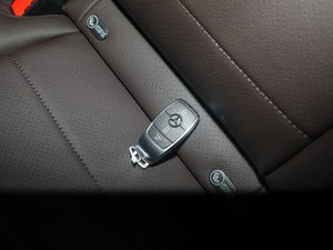 2021款GLE 350 4MATIC 时尚型 车钥匙