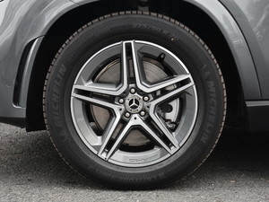 2021款GLE 450 4MATIC 豪华型 轮圈