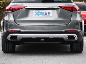 2021款GLE 450 4MATIC 豪华型 排气管