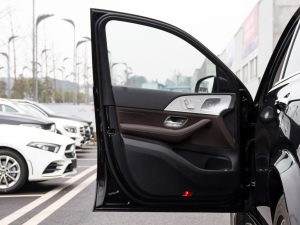 2021款GLE 450 4MATIC 时尚型 驾驶位车门