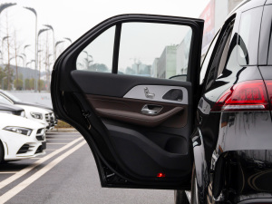 2021款GLE 450 4MATIC 时尚型 左后车门