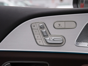 2021款GLE 450 4MATIC 时尚型 主驾驶座椅调节