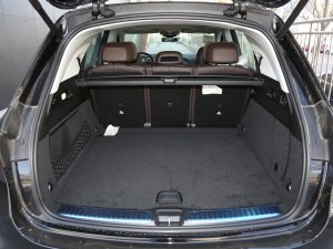 2021款GLE 450 4MATIC 动感型 行李厢空间