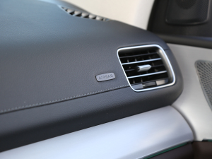 2021GLE 450 4MATIC Ӹ п؅^