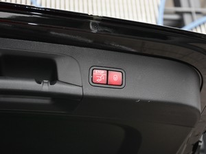 2021400 4MATIC п؅^