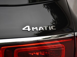 2021450 4MATIC r ^