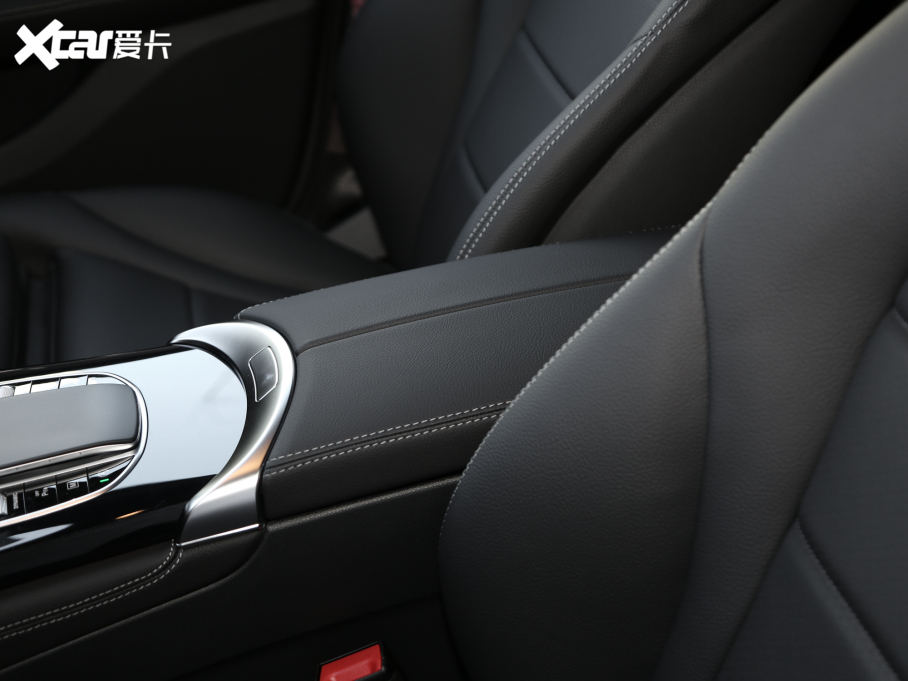 2021YGLCCoupe(M) GLC 260 4MATIC ISUV