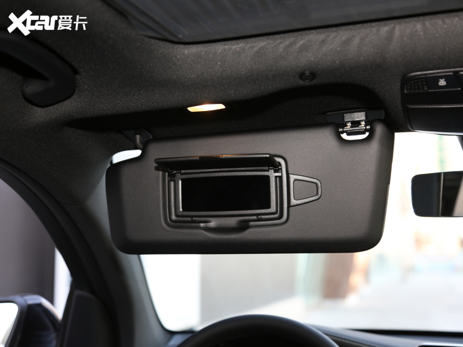 2021YGLCCoupe(M) GLC 260 4MATIC ISUV