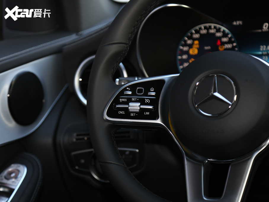 2021YGLCCoupe(M) GLC 260 4MATIC ISUV