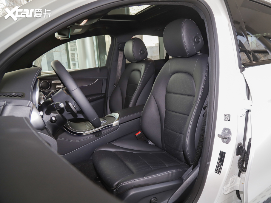 2021YGLCCoupe(M) GLC 300 4MATIC ISUV