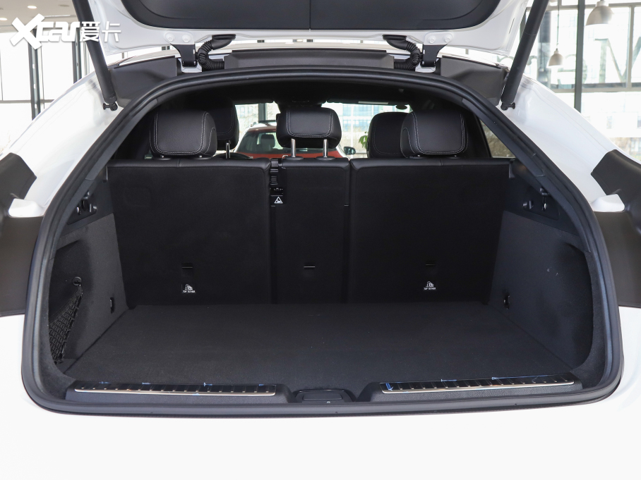 2021YGLCCoupe(M(jn)) GLC 300 4MATIC ISUV