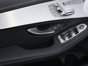 2021GLC 260 4MATIC ISUV g