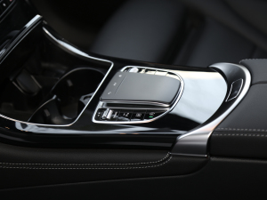 2021GLC 260 4MATIC ISUV п؅^