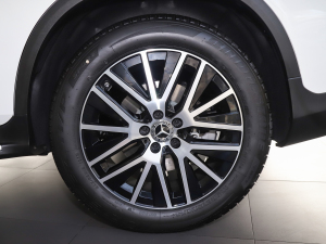 2021GLC 300 4MATIC ISUV ^