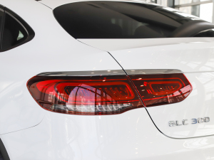 2021GLC 300 4MATIC ISUV ^