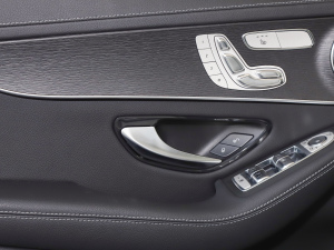 2021GLC 300 4MATIC ISUV g