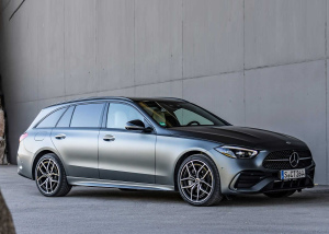 2021款C300d 整体外观