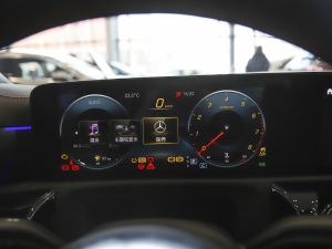 2021��CLA 200 �п؅^