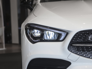 2021CLA 200 4MATIC ^