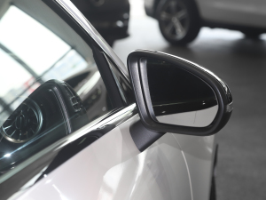 2021CLA 200 4MATIC ^