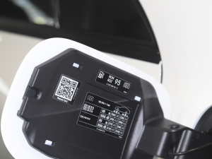 2021CLA 200 4MATIC ^