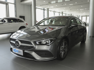 2021CLA 200 Shooting Brake ǰ45