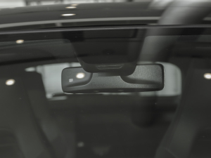 2021��CLA 200 Shooting Brake �������^