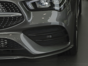 2021��CLA 200 Shooting Brake �������^