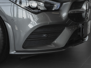 2021��CLA 200 Shooting Brake �������^