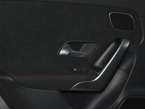 2021��CLA 200 Shooting Brake ���g����