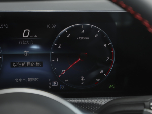 2021��CLA 200 Shooting Brake �п؅^