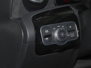 2021��CLA 200 Shooting Brake �v܇�Ƅ���