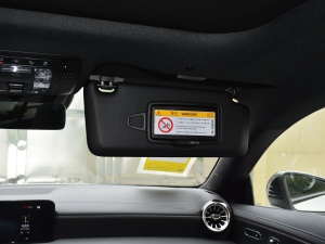 2021��CLA 260 4MATIC Shooting Brake ���g����