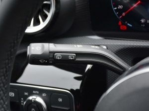 2021款CLA 260 4MATIC Shooting Brake 中控区