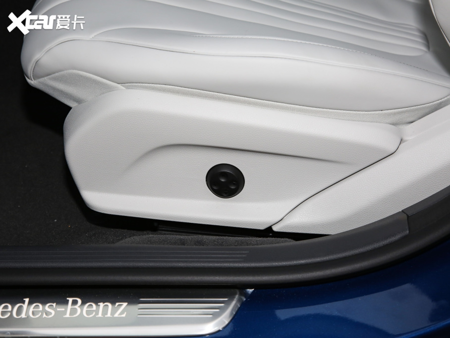 2022YCLS CLS 300 (dng)