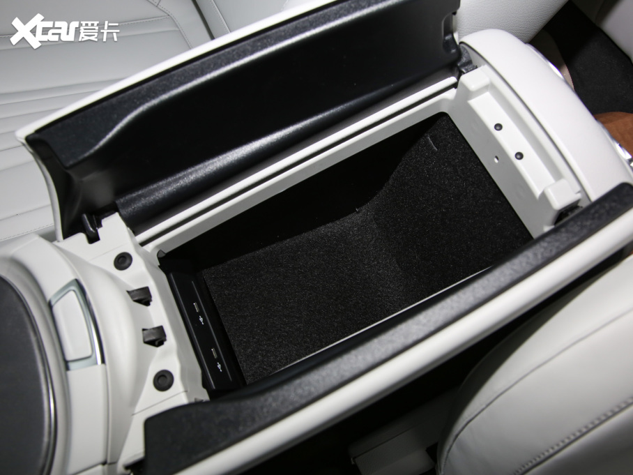 2022YCLS CLS 300 Ӹ