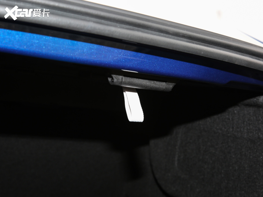 2022YCLS CLS 300 (dng)