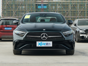 2022款CLS 300 豪华型 正前