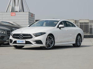 2022款CLS 260 左前45度