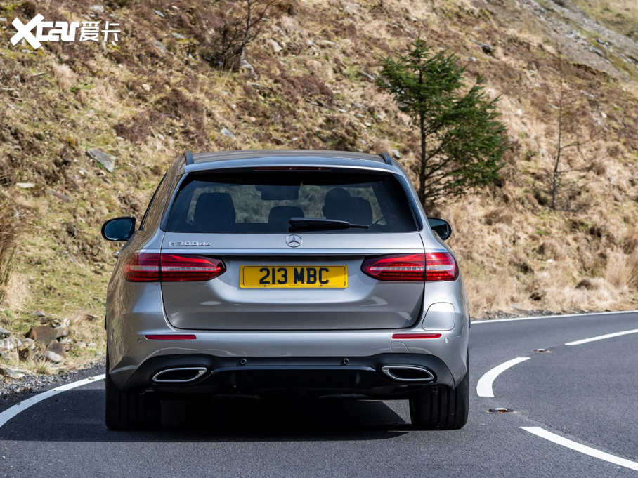 2021��YE�����ʽ��τ���(�M(j��n)��) E 300 de 4MATIC AMG Line Estate