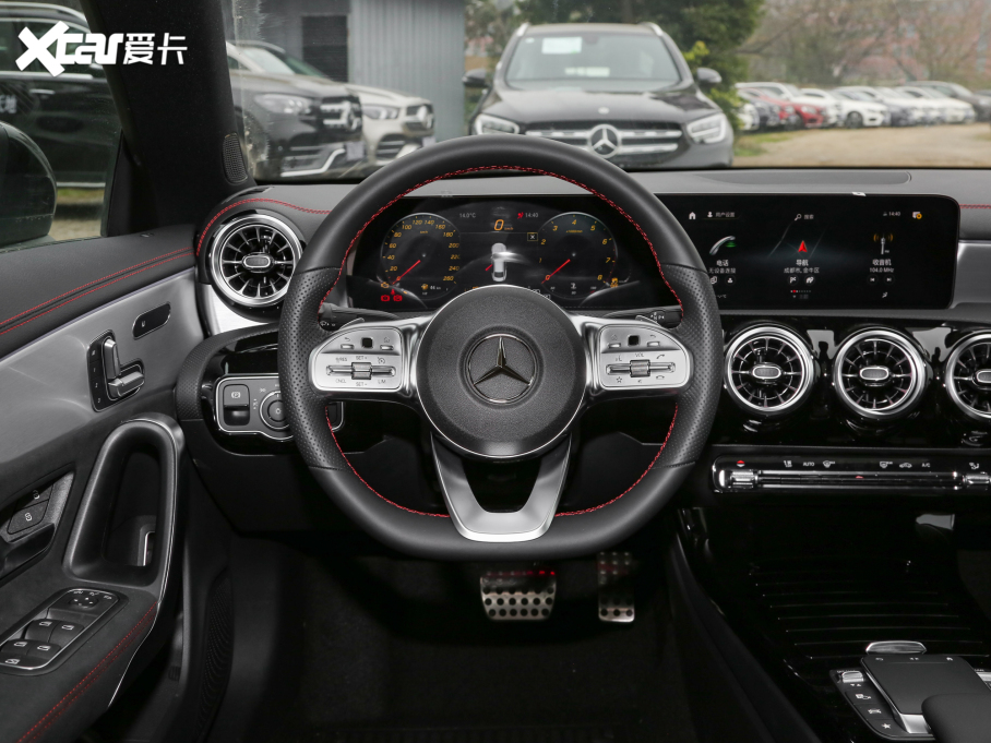 2022YCLA CLA 200 4MATIC