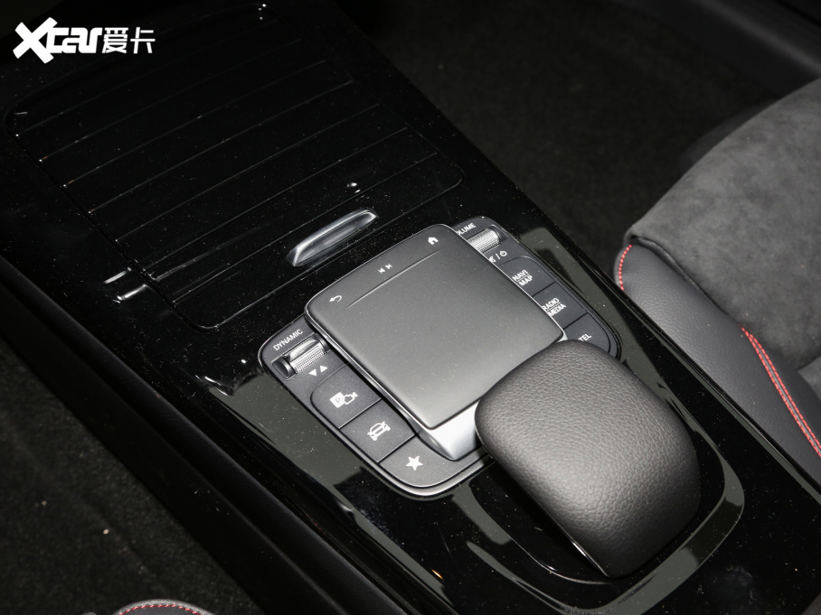 2022YCLA CLA 200 4MATIC