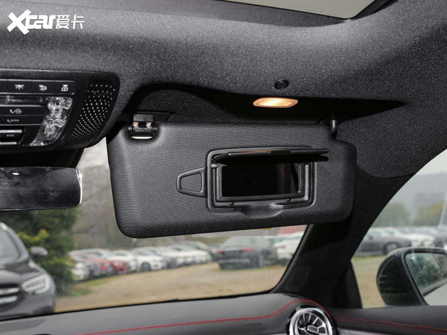 2022YCLA CLA 200 4MATIC